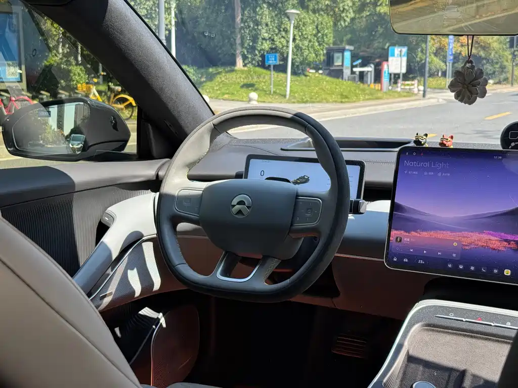 NIO ET5T — миниатюра 7