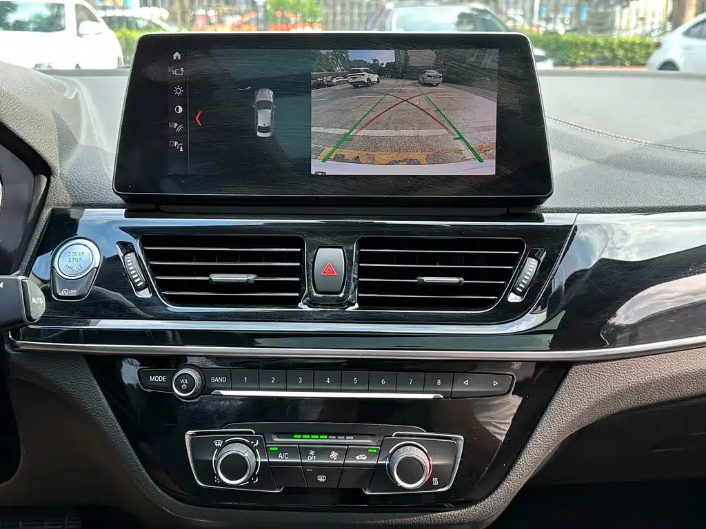 BMW 1 Series — миниатюра 17