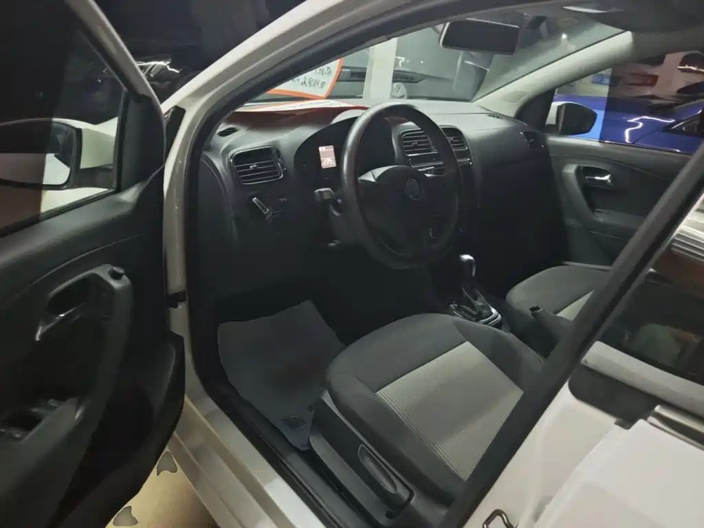 Volkswagen Polo — миниатюра 16