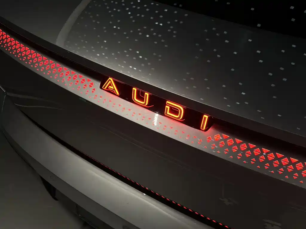 Audi E5 Sportback — миниатюра 5