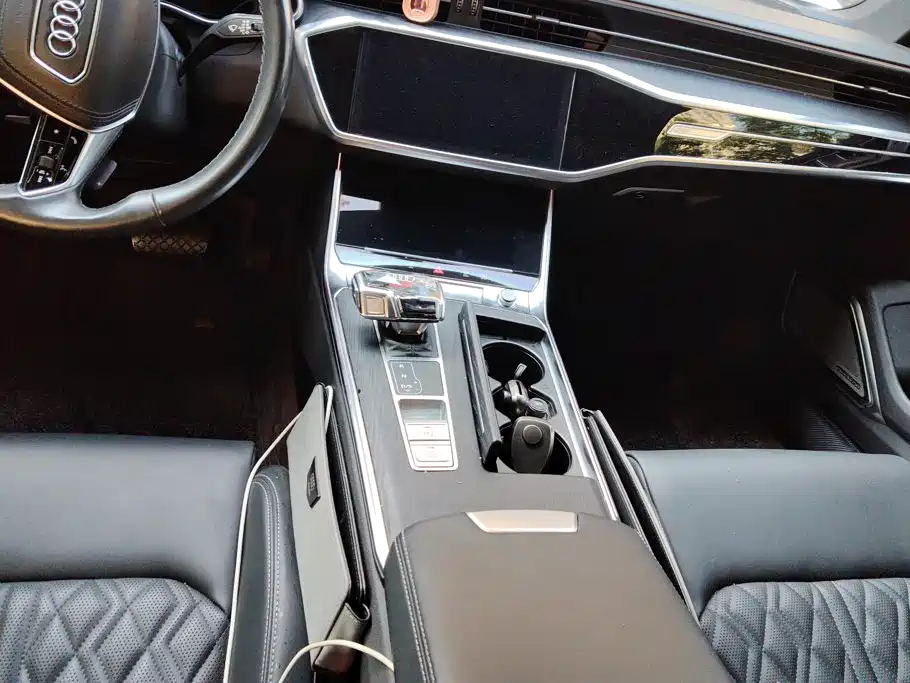 Audi A6L — миниатюра 16