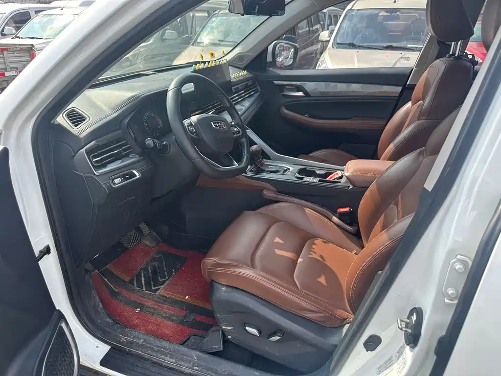 Geely Vision X6 — миниатюра 8