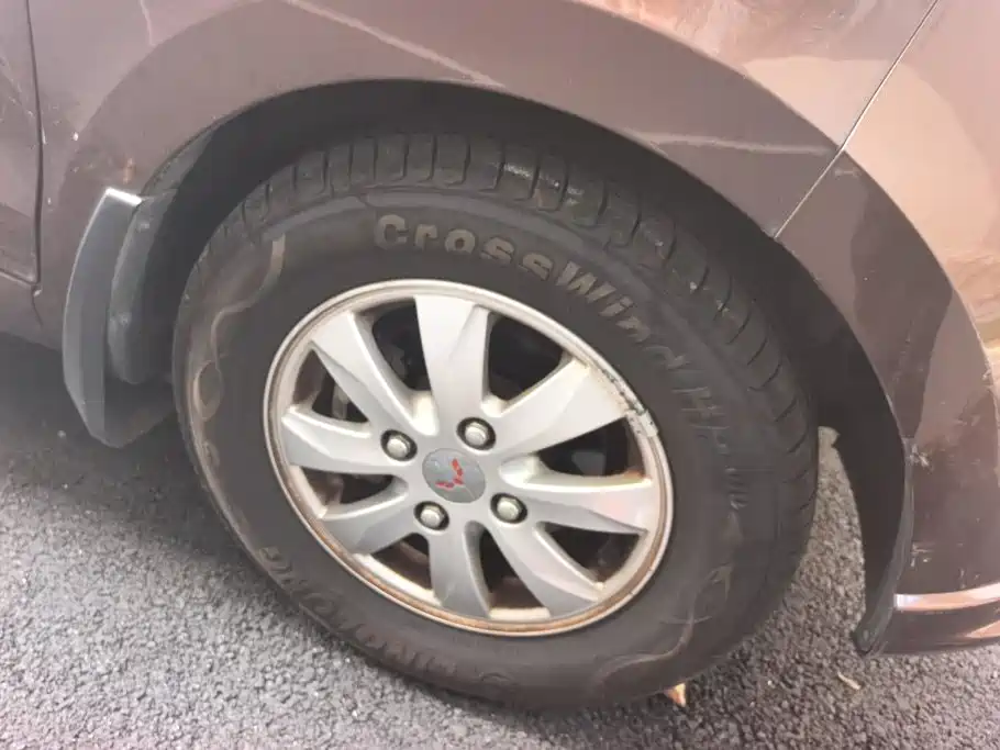 Wuling Hongguang — миниатюра 6