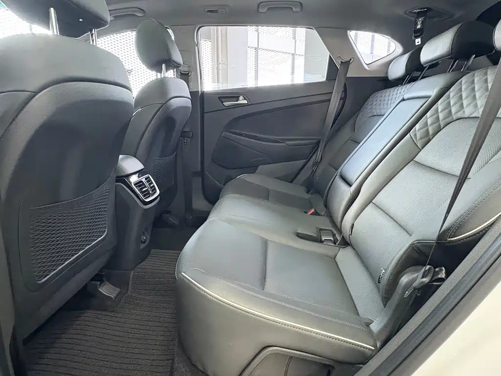Hyundai Tucson — миниатюра 5