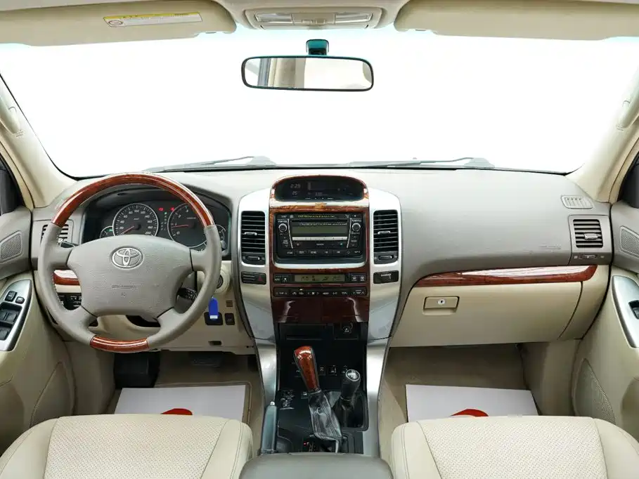 Toyota Prado (Import) — миниатюра 24