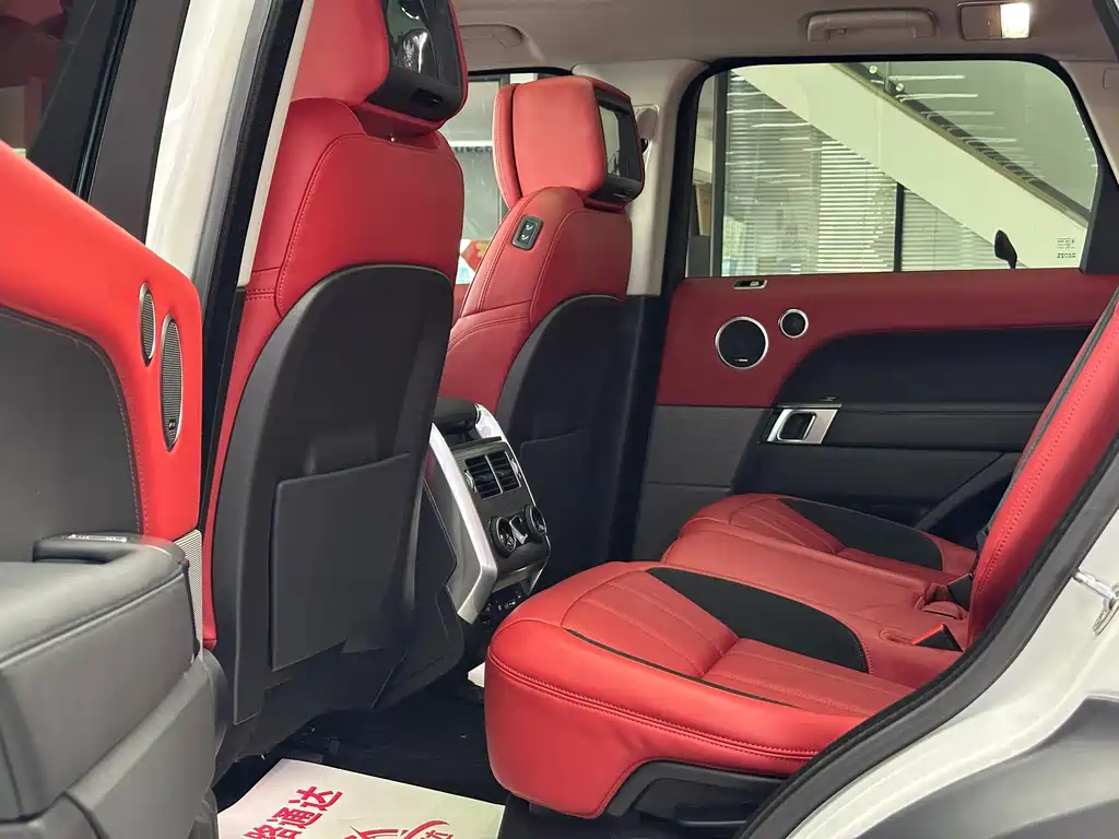 Land Rover Sport — миниатюра 8