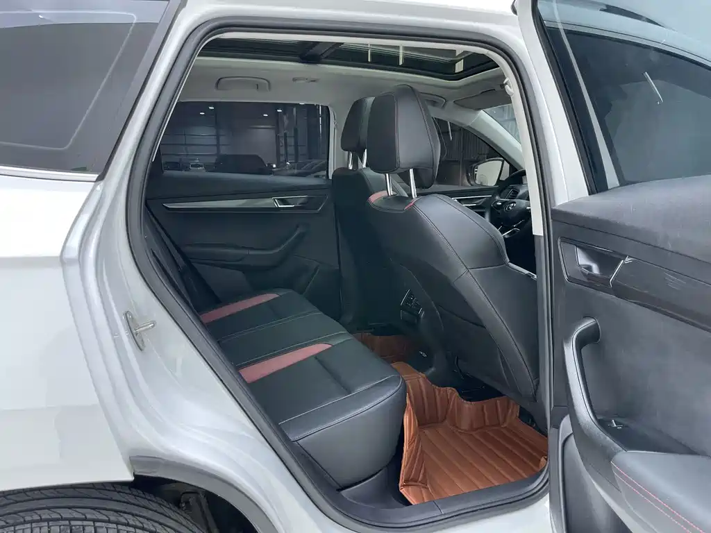 Skoda Karoq — миниатюра 26