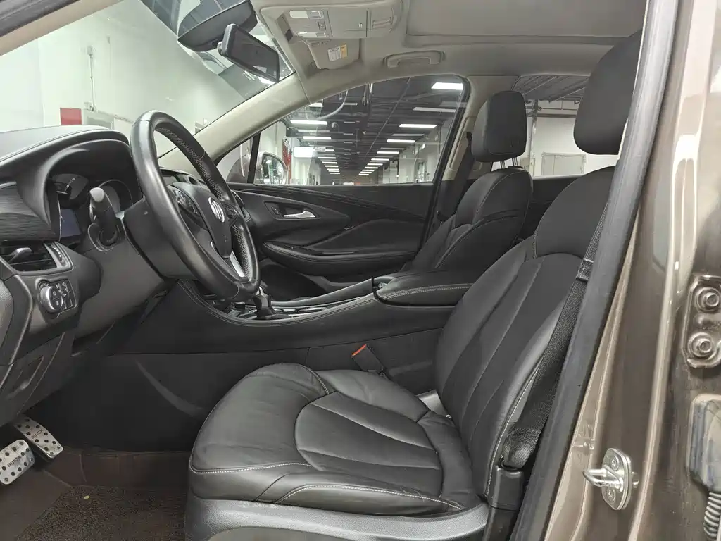 Buick Envision Plus — миниатюра 5