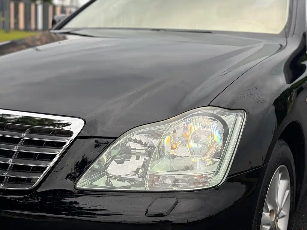 Toyota Crown — миниатюра 18