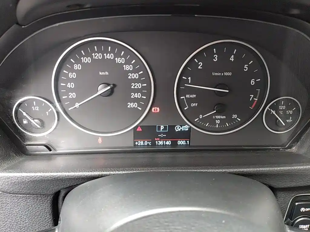 BMW 3 Series — миниатюра 12