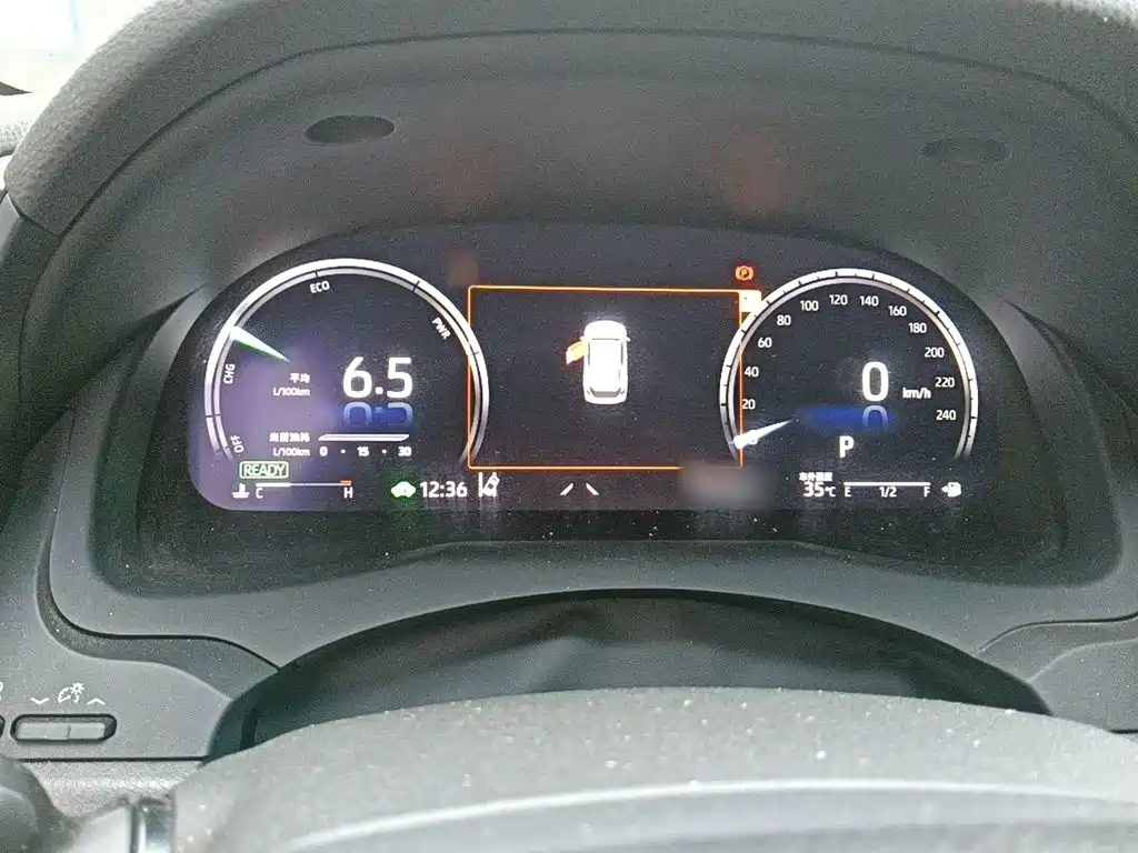 Toyota Camry — миниатюра 4