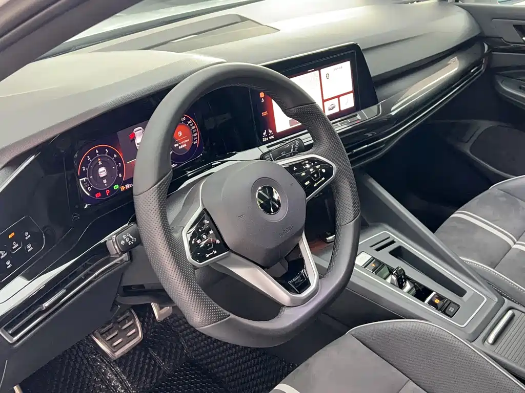 Volkswagen Golf — миниатюра 14