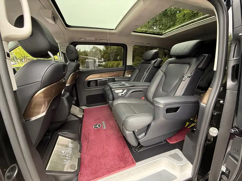 Mercedes-Benz V-Class — миниатюра 11