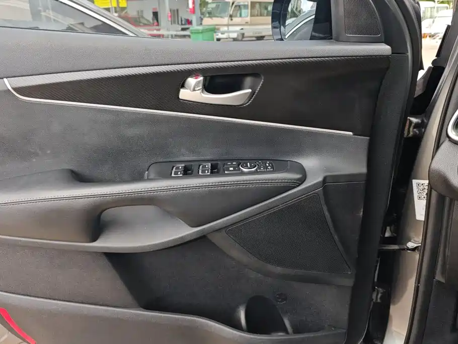 Kia Sorento — миниатюра 7