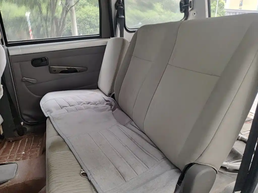 Wuling Hongguang — миниатюра 18