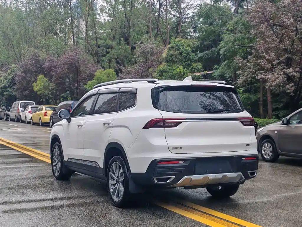 Geely Haoyue — миниатюра 8
