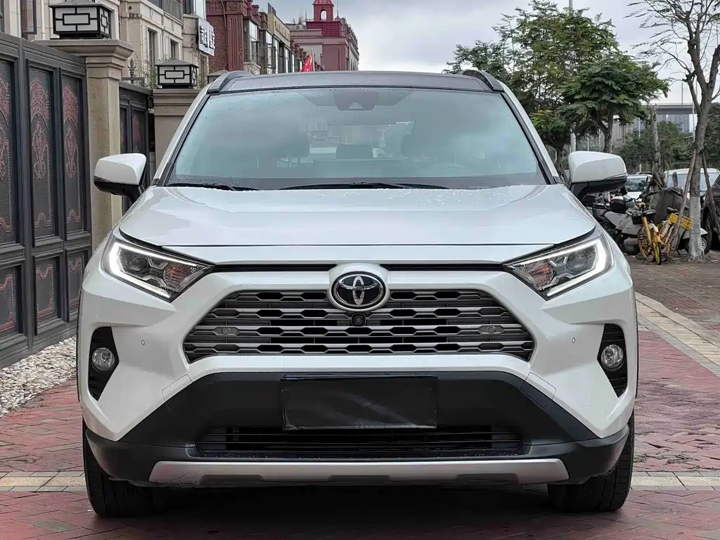 TOYOTA RAV4 RONGFANG