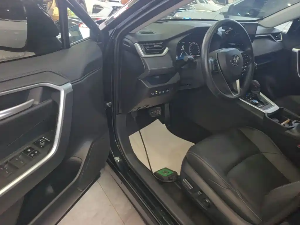Toyota Wildlander — миниатюра 16