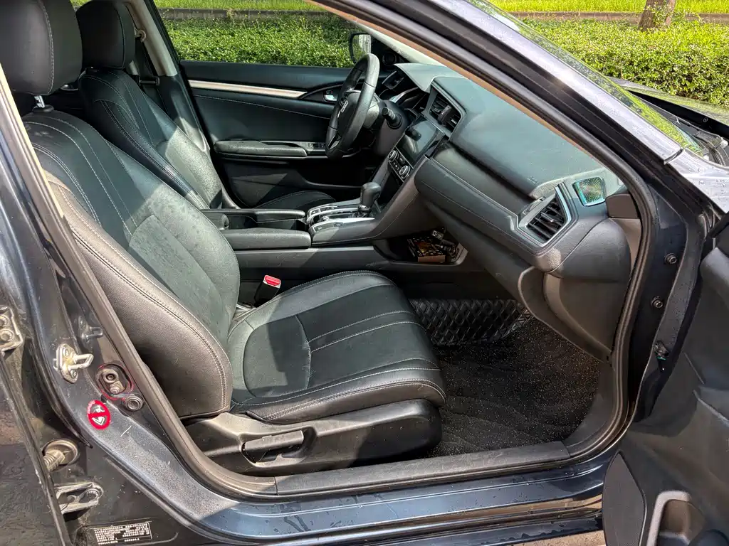 Honda Civic — миниатюра 12