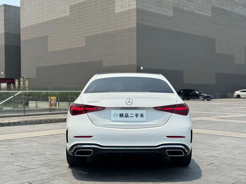Mercedes-Benz C-Class — миниатюра 8