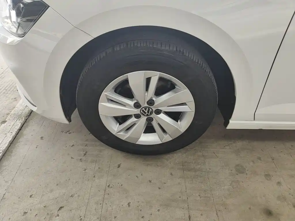 Volkswagen Polo — миниатюра 23
