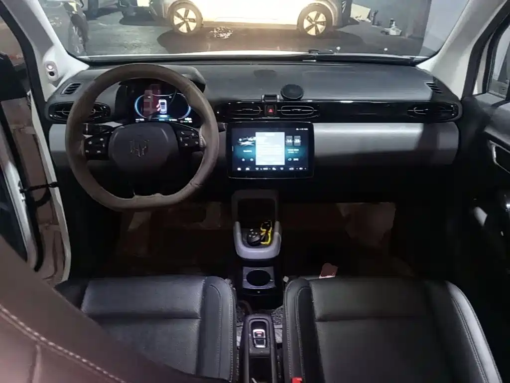Leapmotor Leapmotor T03 — миниатюра 10