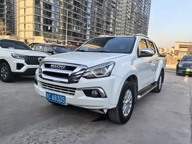 ISUZU D MAX