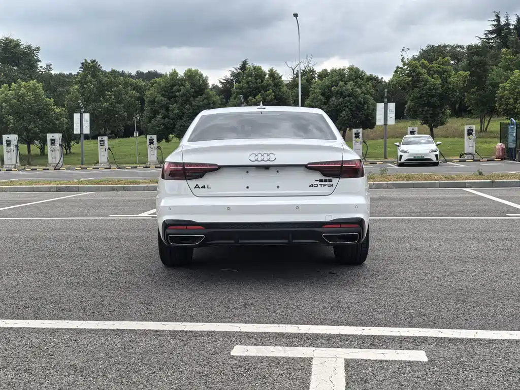 Audi A4L — миниатюра 15