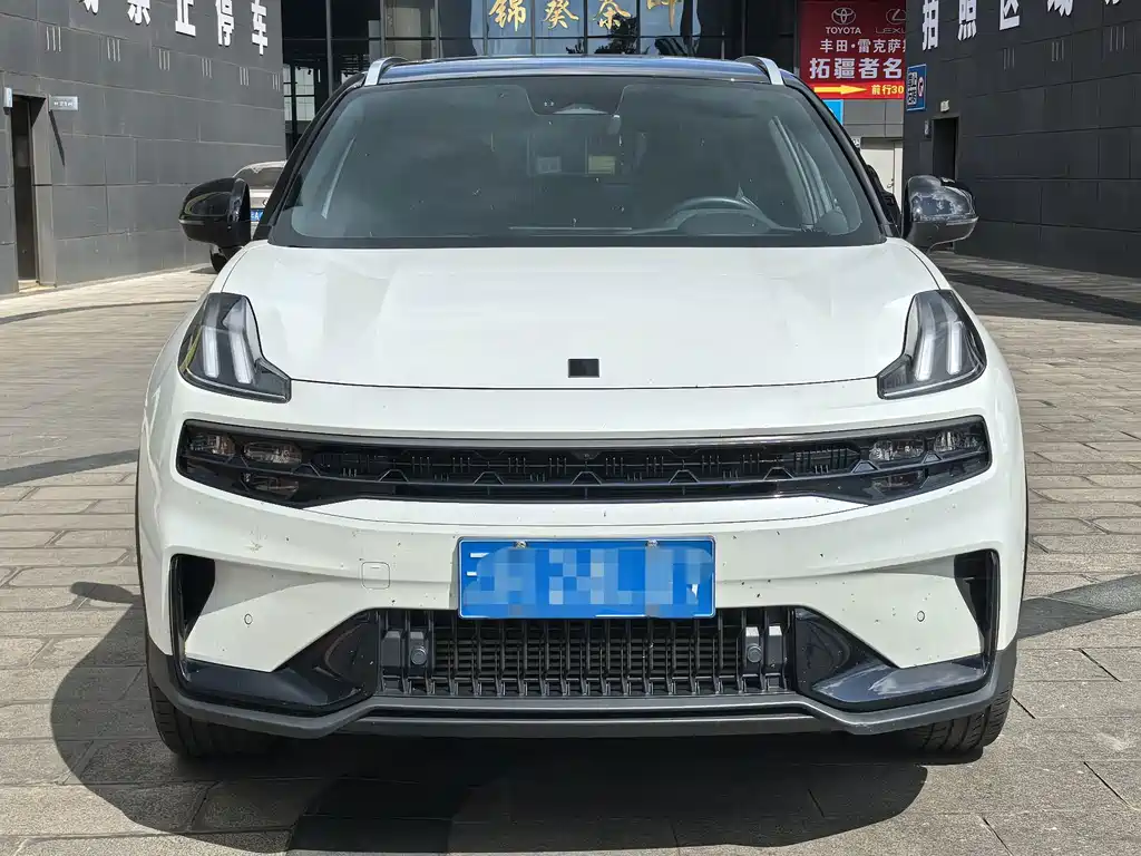 Lynk & Co 06 — миниатюра 2