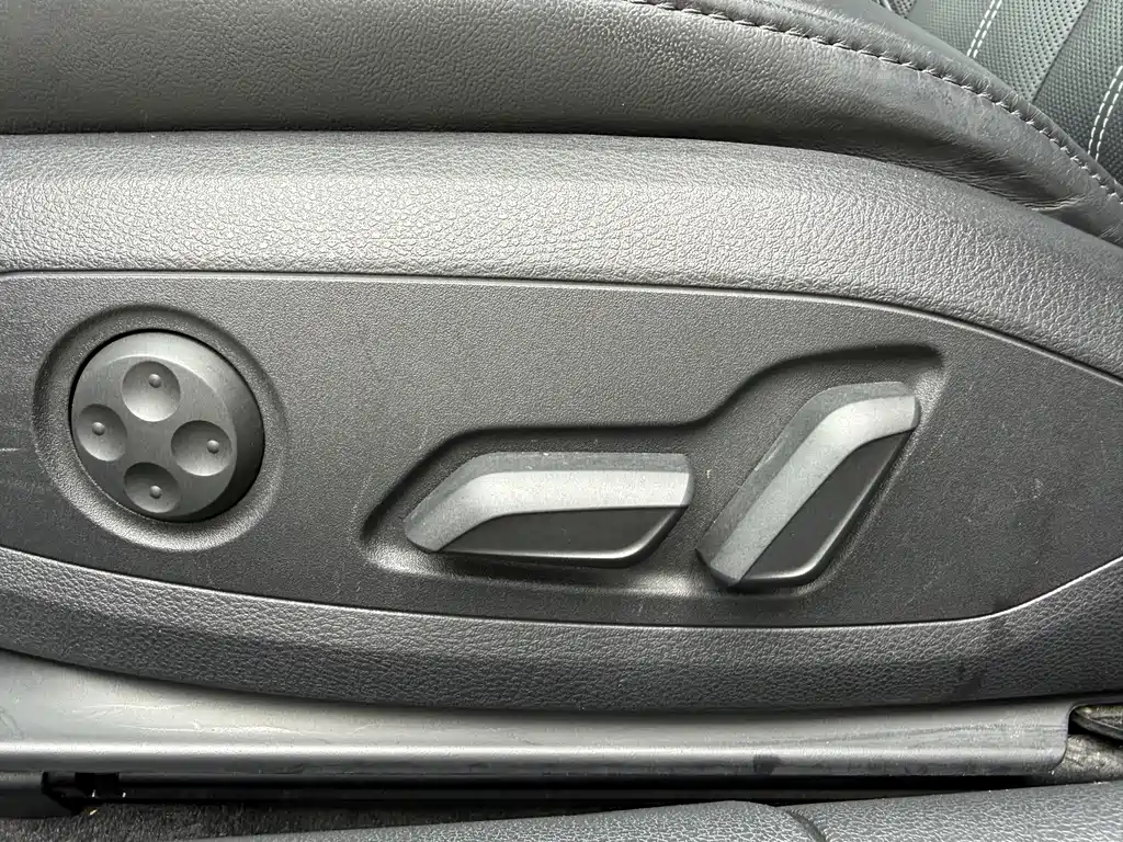 Audi A4L — миниатюра 22