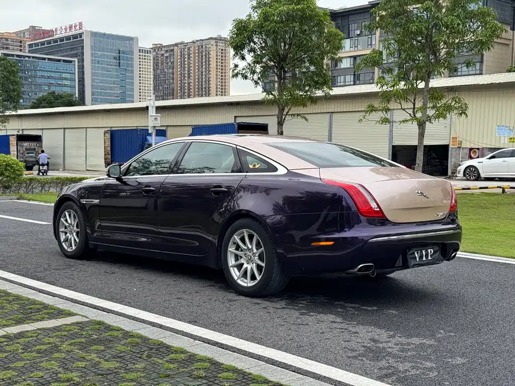 Jaguar XJ XJL 3.0 Panoramic Business Edition, фото 6