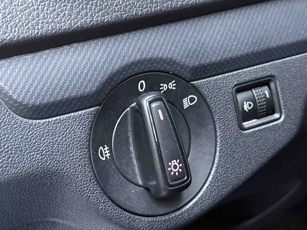 Volkswagen Jetta — миниатюра 19