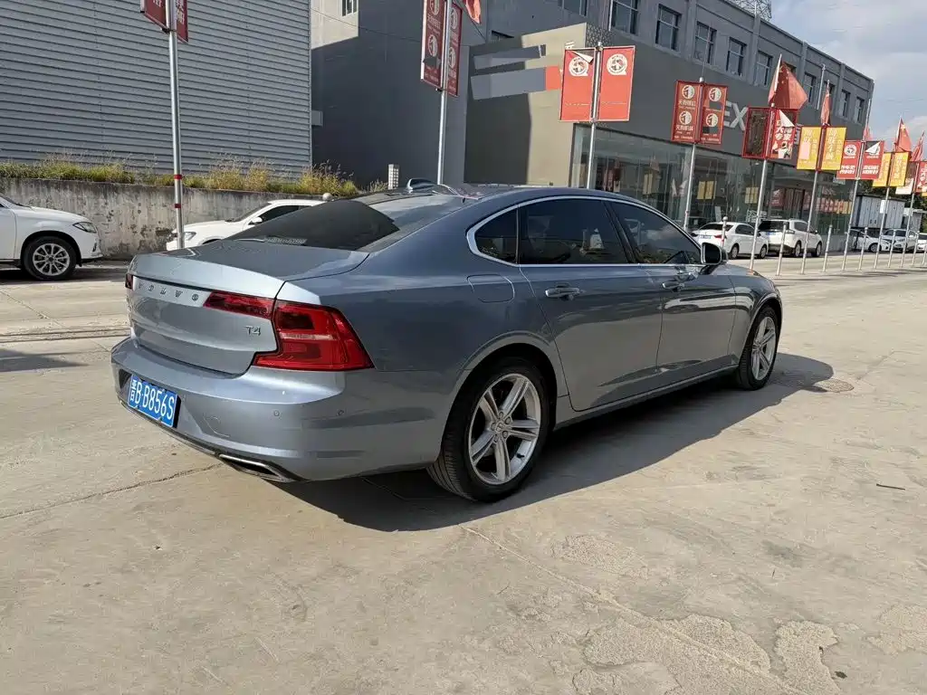 Volvo S90 — миниатюра 6