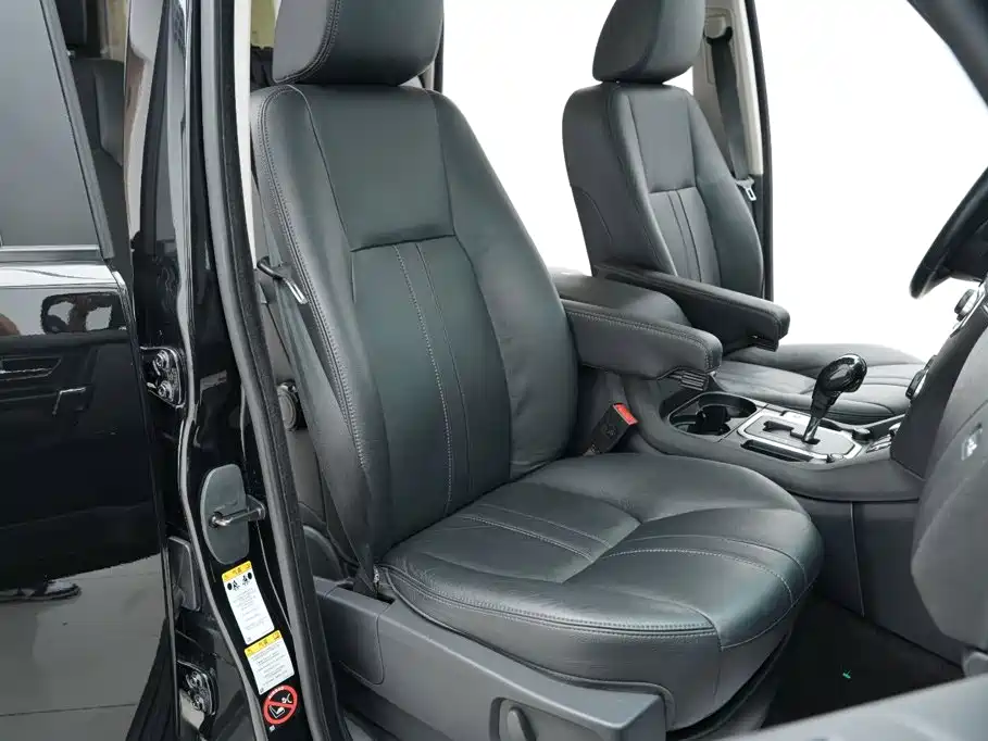 Land Rover Discovery — миниатюра 18