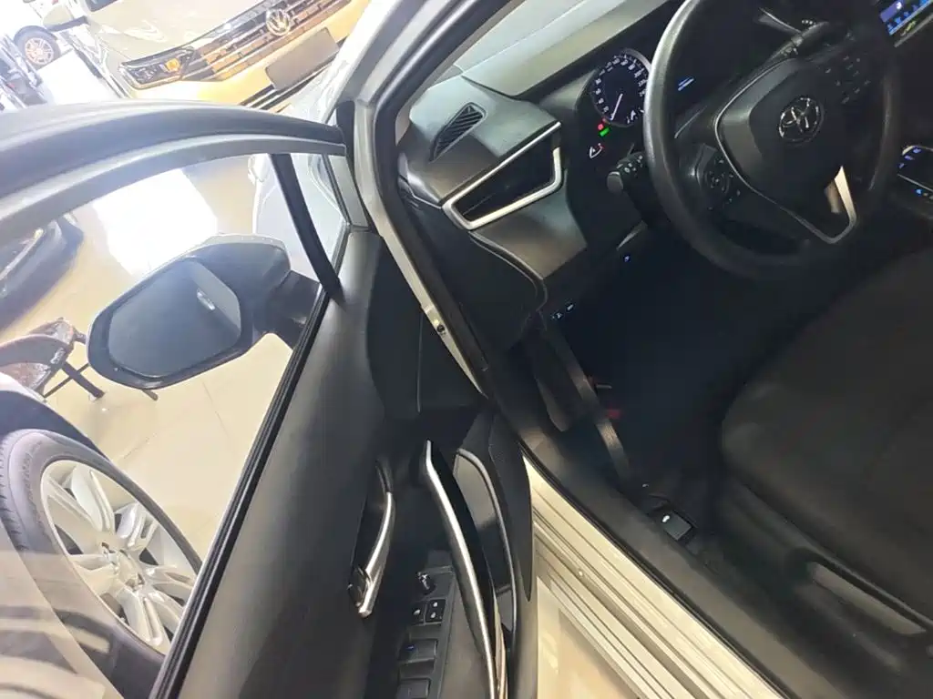 Toyota Corolla — миниатюра 16