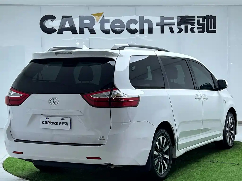Toyota Sienna 2019 3.5L