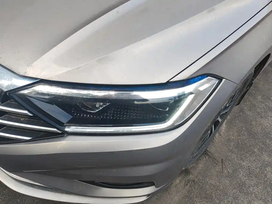 Volkswagen Sagitar — миниатюра 5