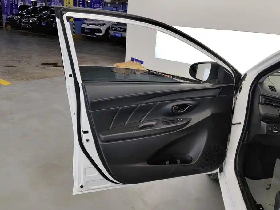 Toyota Vios — миниатюра 7