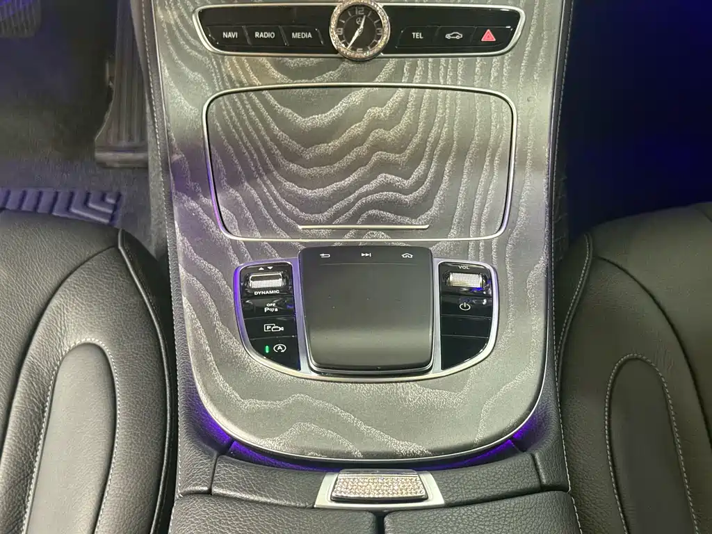Mercedes-Benz CLS — миниатюра 22