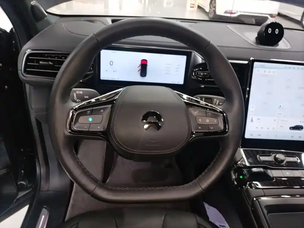NIO ES8 — миниатюра 11