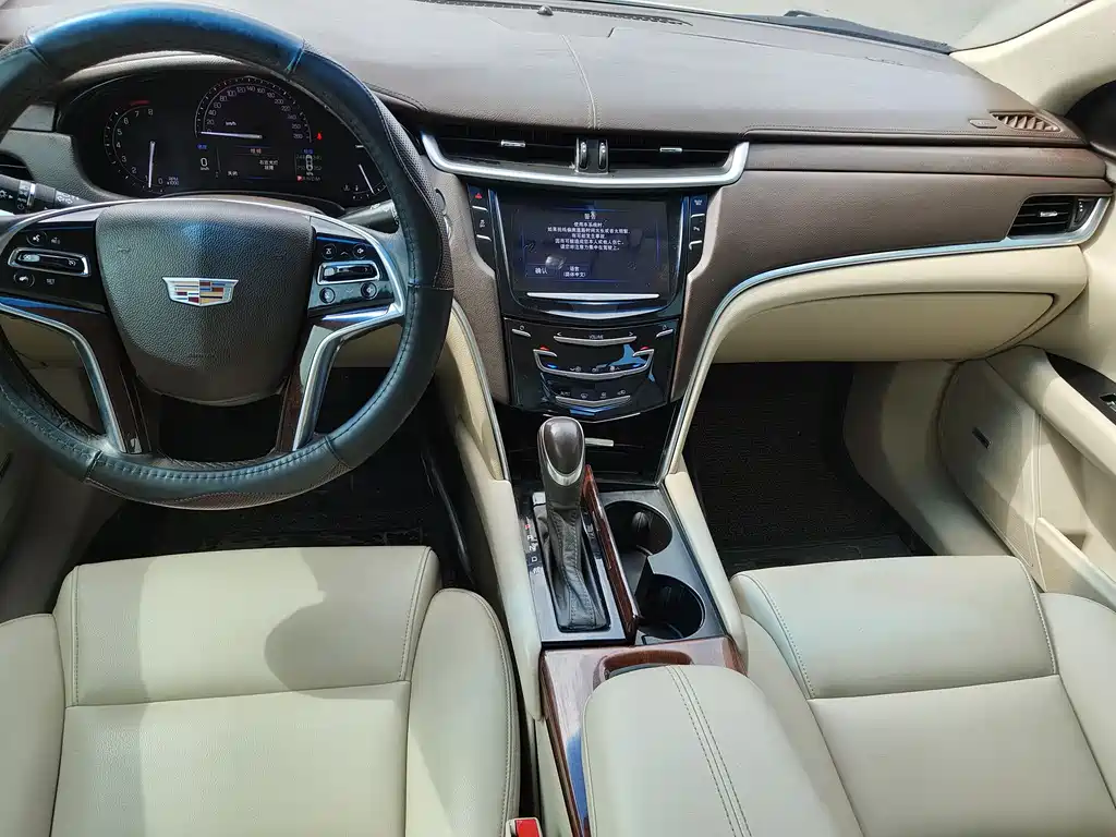 Cadillac XTS 2017 28T