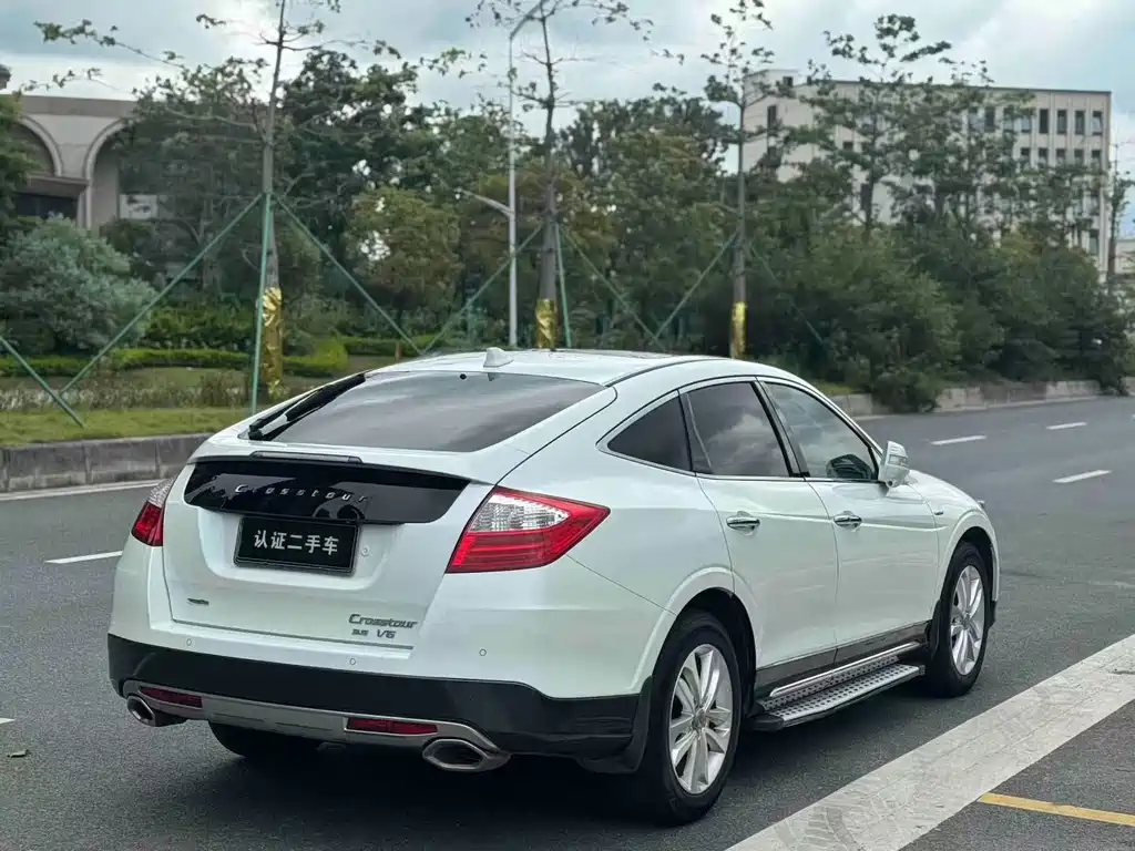 Honda Crosstour — миниатюра 9