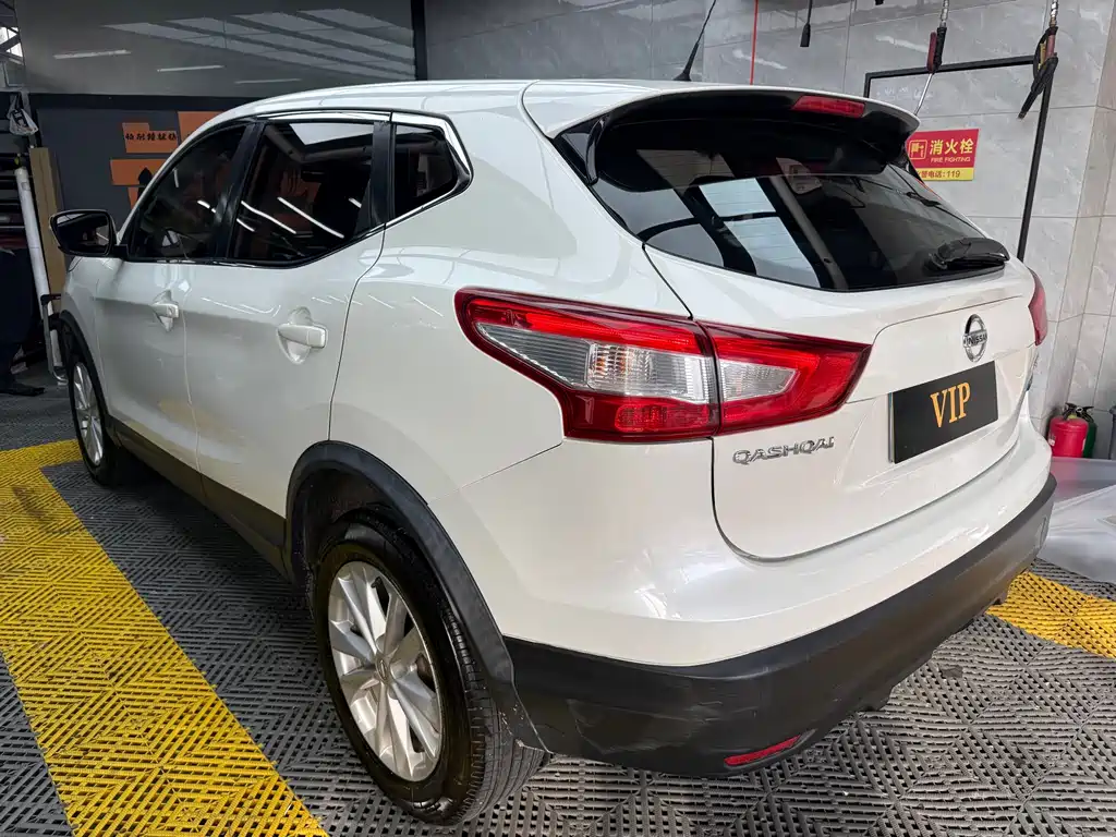 Nissan Qashqai — миниатюра 9