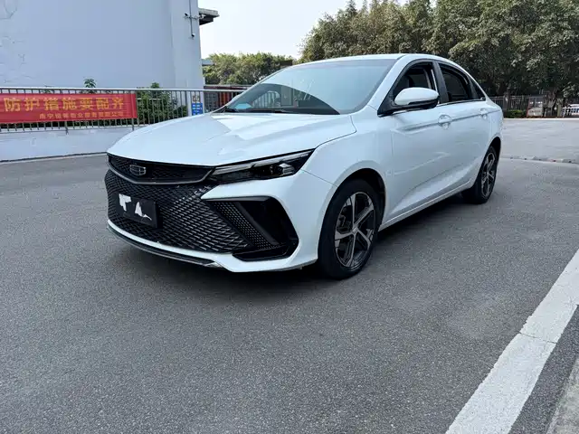 2022 Geely Emgrand L Hi·X/ Hi·P