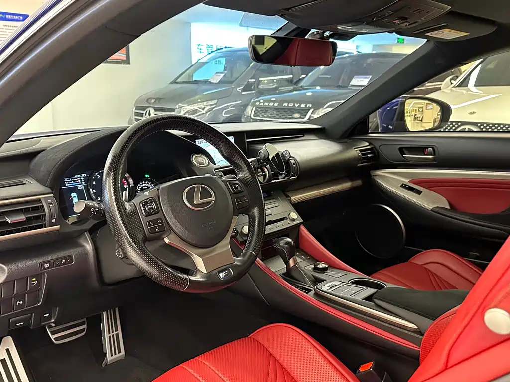 Lexus RC F — миниатюра 10