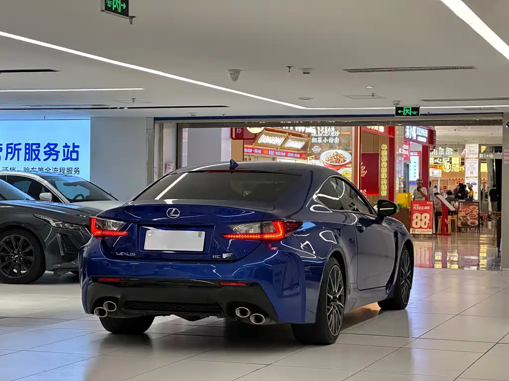 Lexus RC F — миниатюра 5