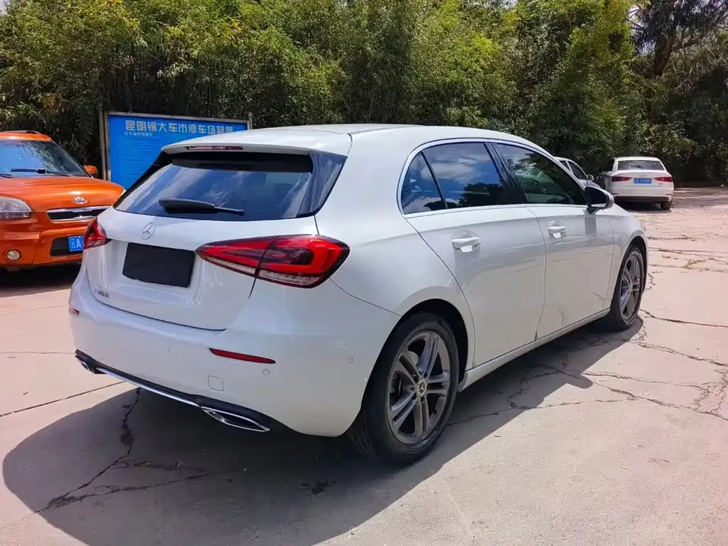 Mercedes-Benz A-Class (Import) — миниатюра 9