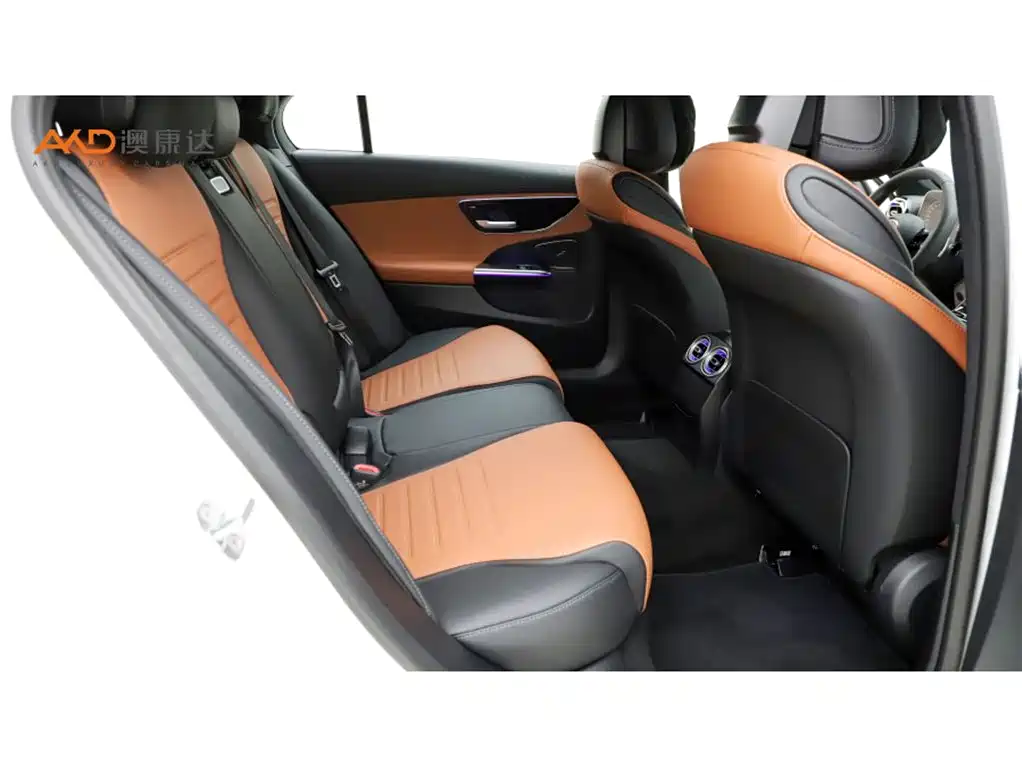 Mercedes-Benz C-Class — миниатюра 8