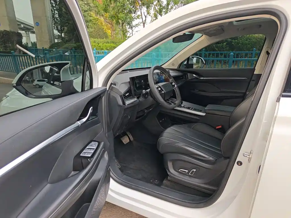 Roewe RX5 MAX — миниатюра 16