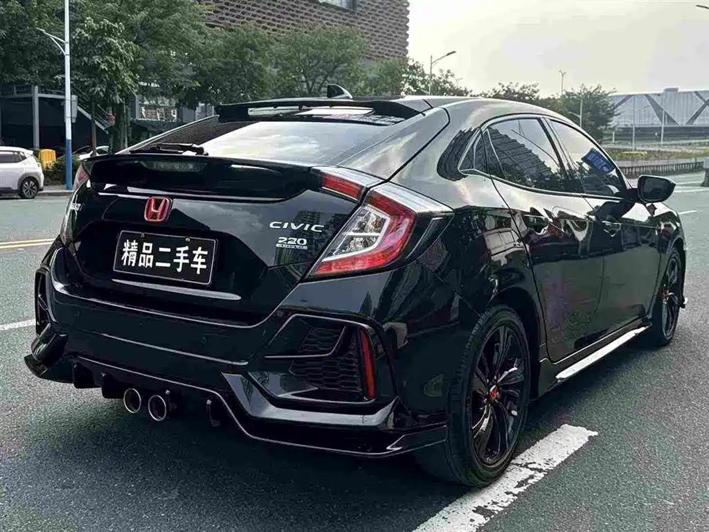 Honda Civic — миниатюра 7